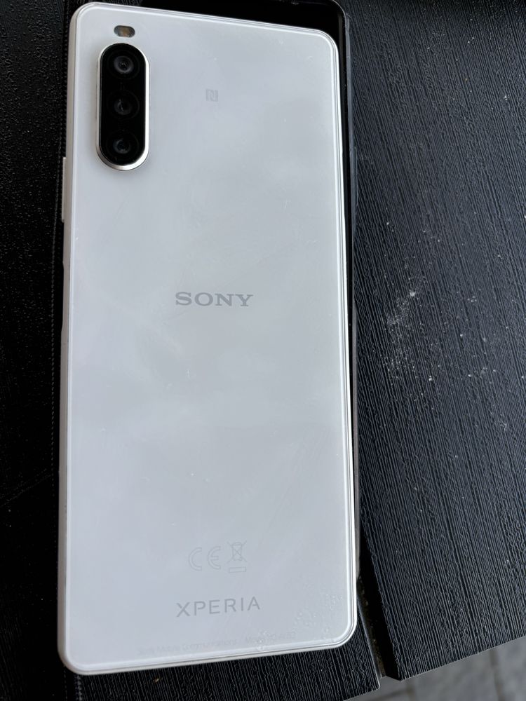 Sony Xperia 10 II XQ-AU52