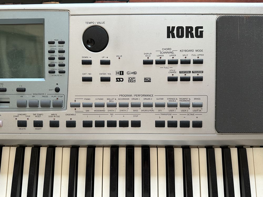 Korg PA-50 синтезатор