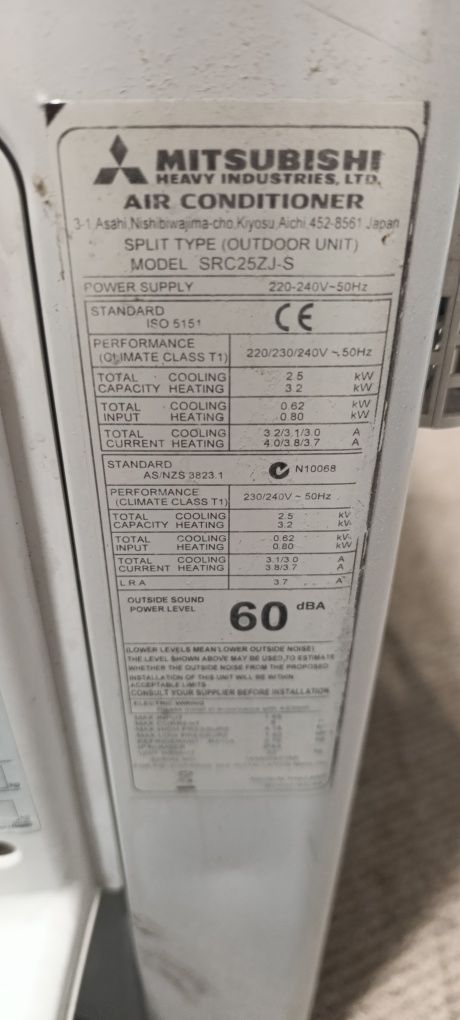 Klimatyzacja zewnętrzna z funkcją grzania 2,5 Kw, Mitsubishi.