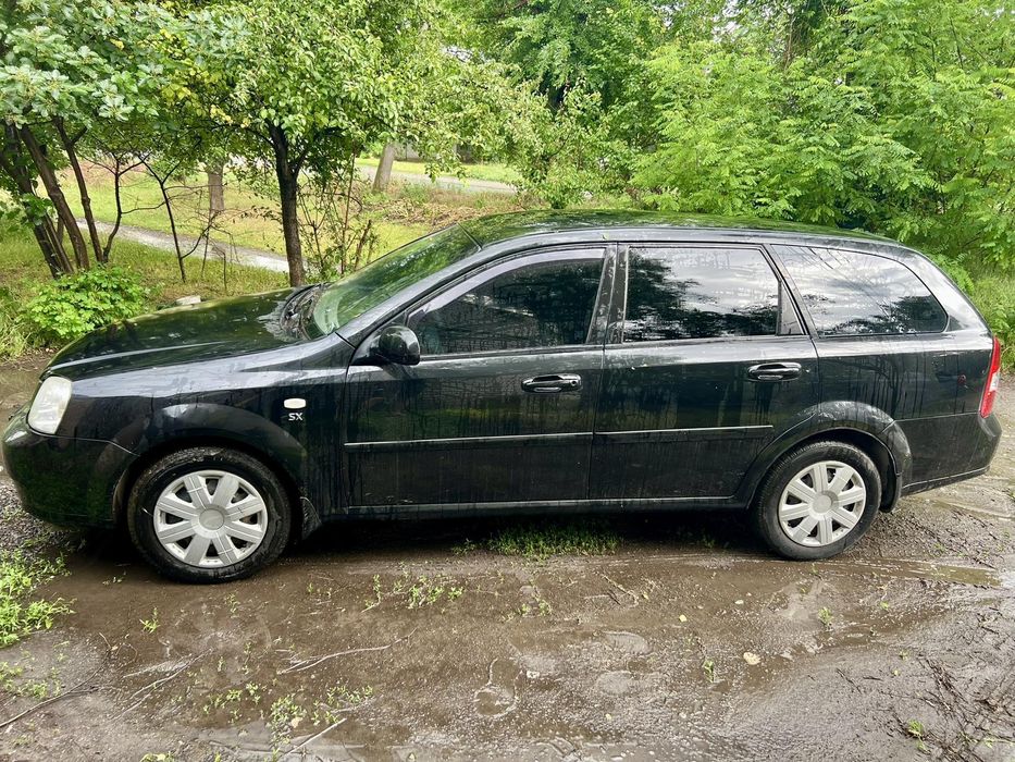 Шевроле лачетти 1.8 сед