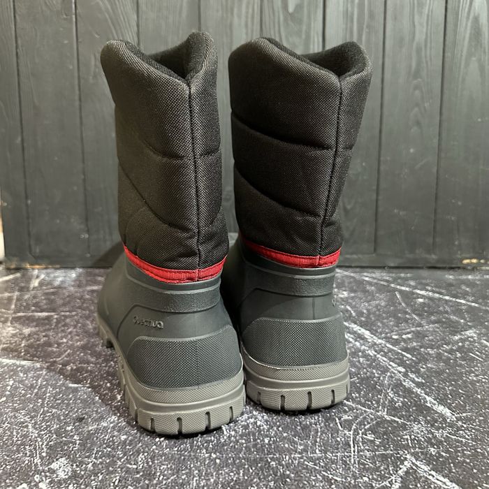 Зимові утеплені черевики Quechua Waterproof 44/45 розмір 28/28.5 см