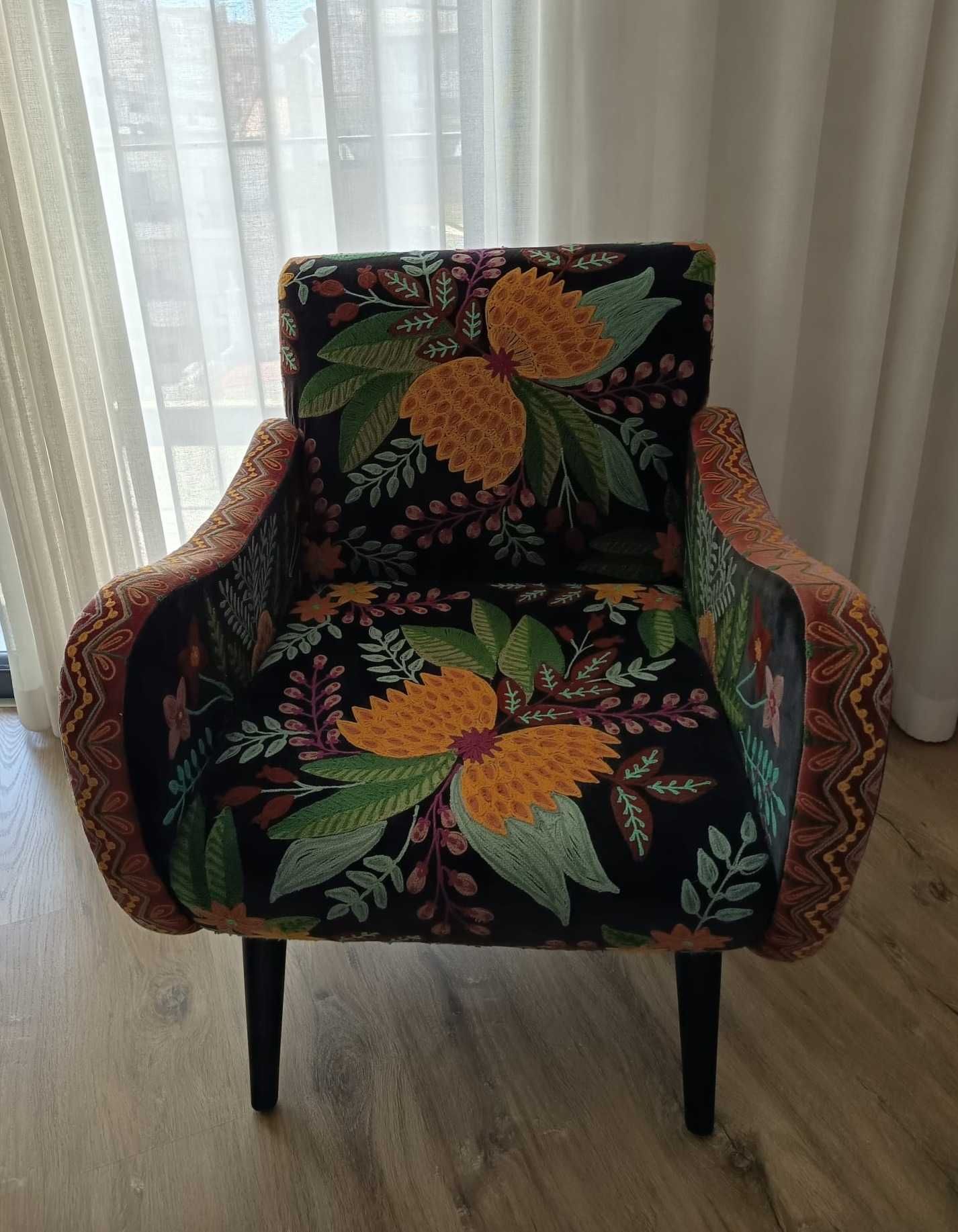 Cadeirão estampado