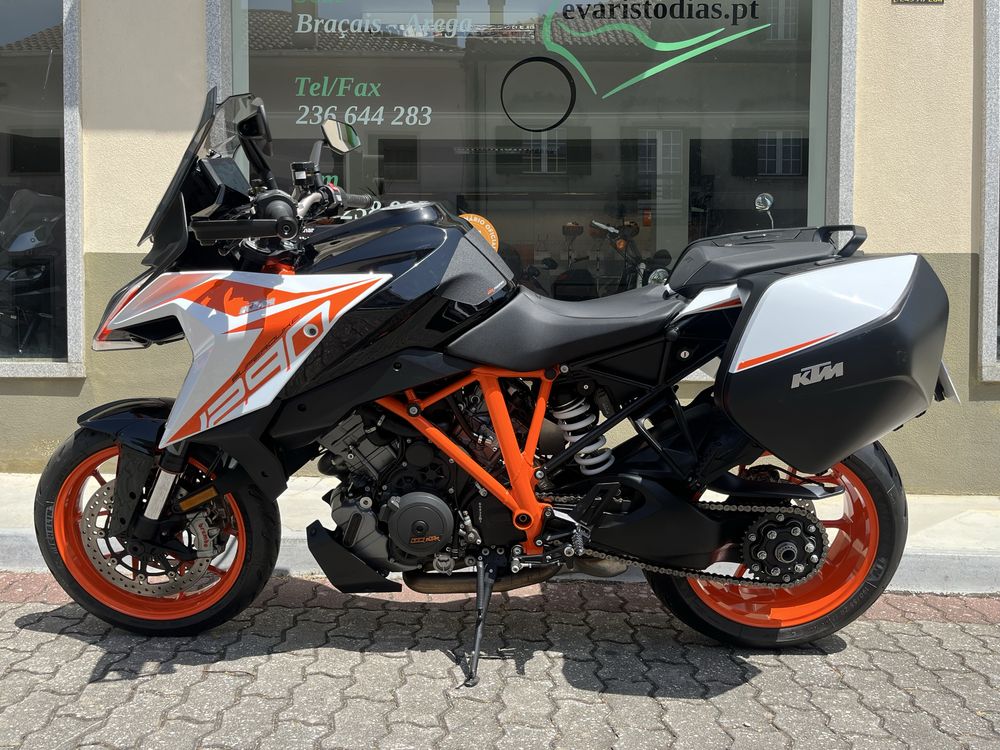 KTM 1290 Superduke GT
