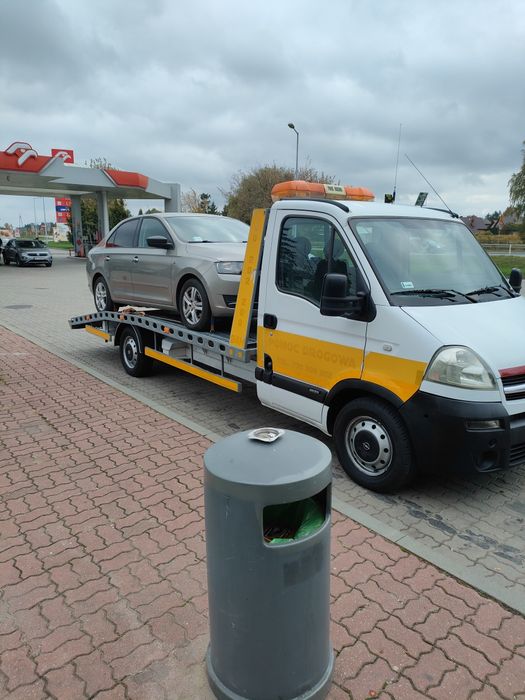 Pomoc drogowa auto pomoc autolaweta laweta transport holowanie