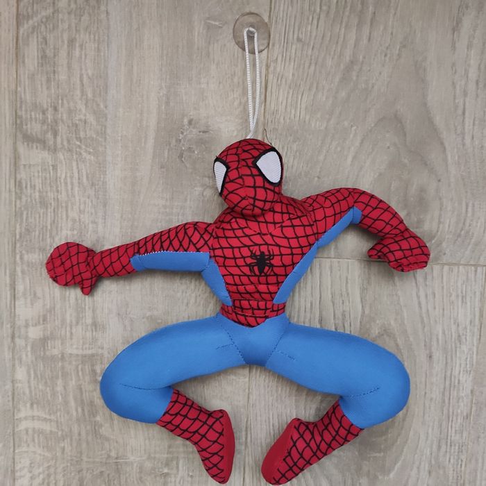 Іграшка м'яка людина павук з присоскою