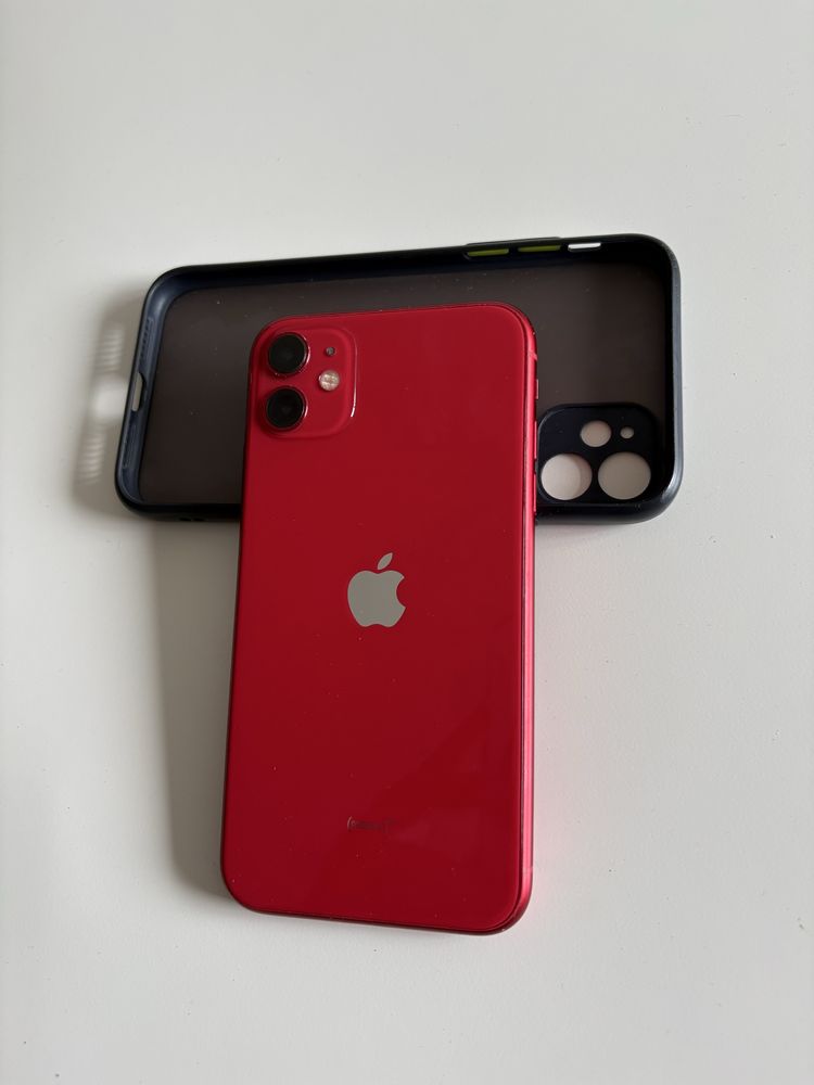 Vendo/Troco iPhone 11 64gb vermelho
