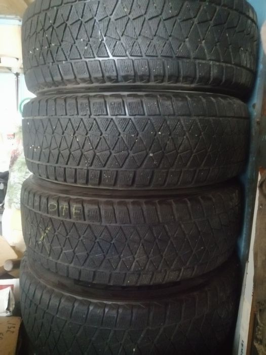 Шины зима Bridgestone Blizzak DM-V2 235/60 R18