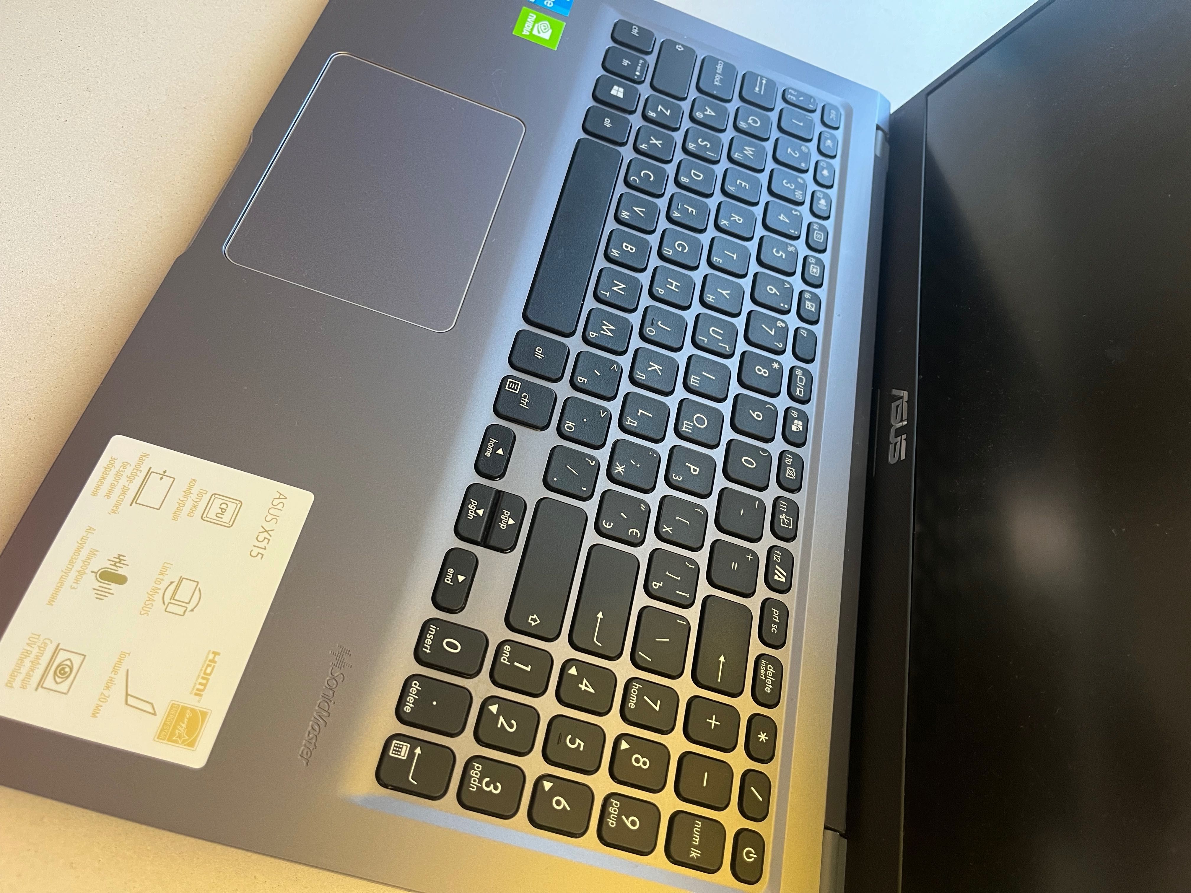 Ноутбук ASUS X515EP