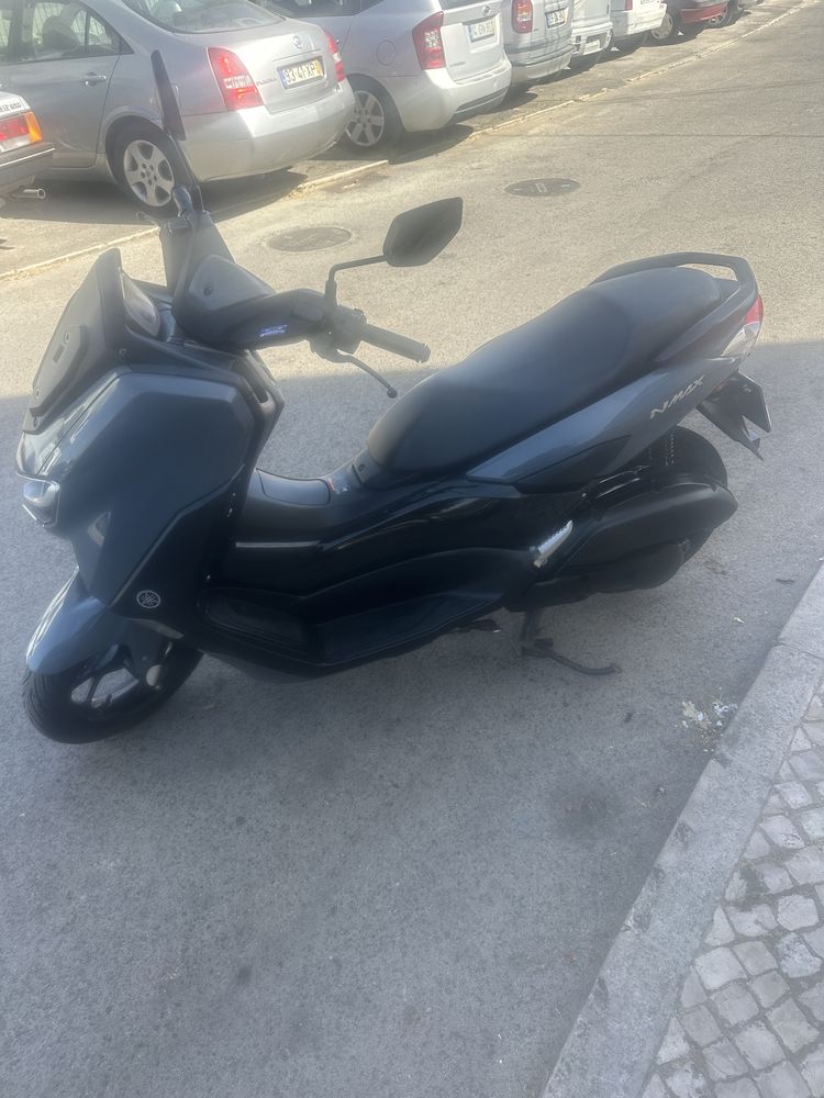 Vendo  Nmax  2024 moto em bom estado! Como nova! Pouco usada!