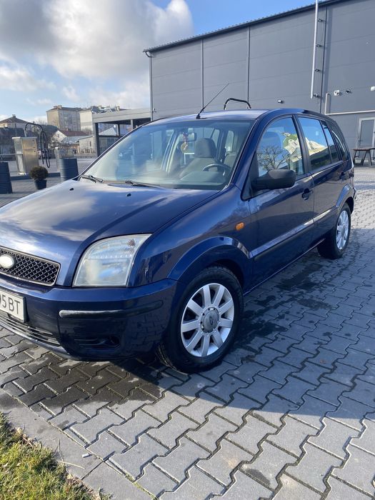 Продаєть Ford Fusion 2003 1.4 Disel