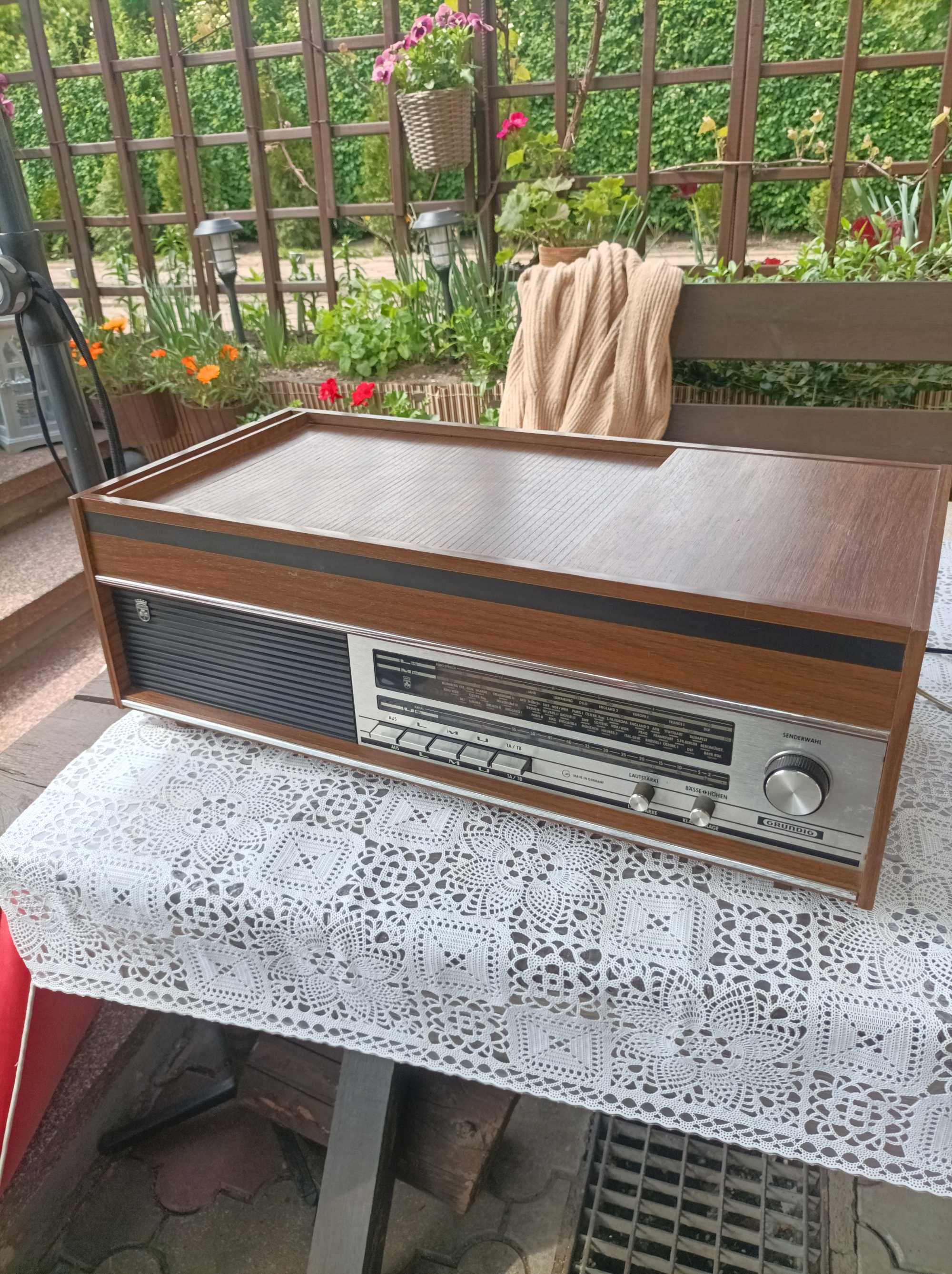 Grundig radio z gramofonem Dual vintage 60's