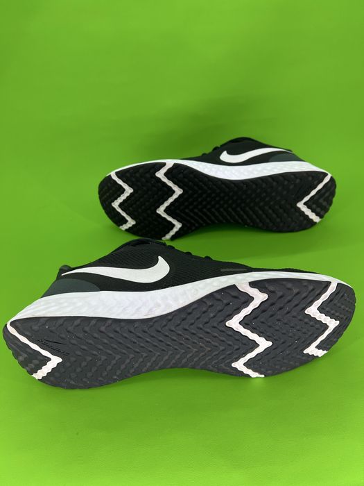 Чоловічі кросівки для бігу 45р.29см. Nike  Revolution 5