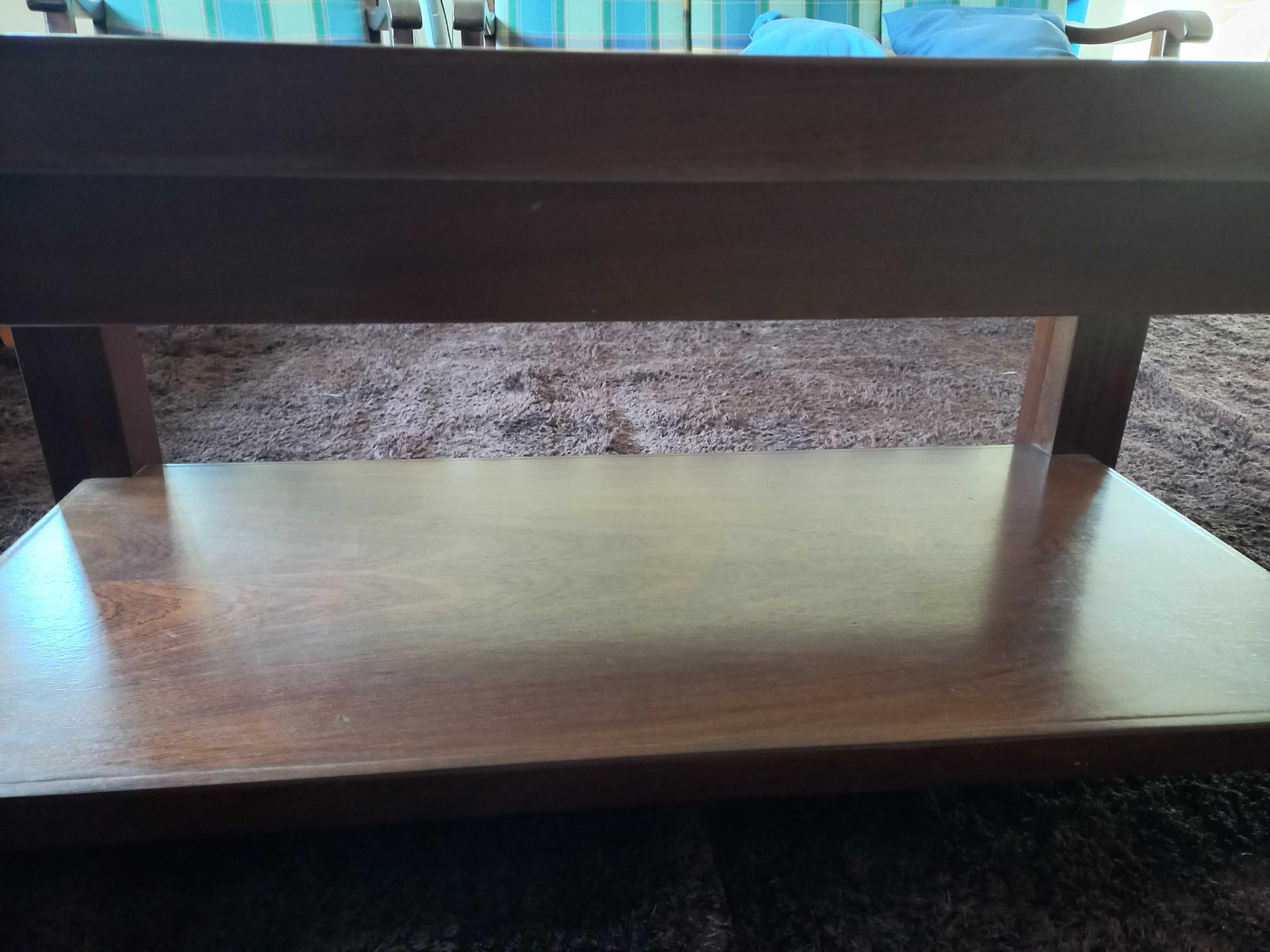 Mesa de sala de estar