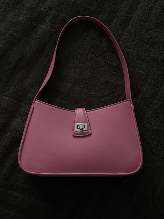 Сумка багет рожева