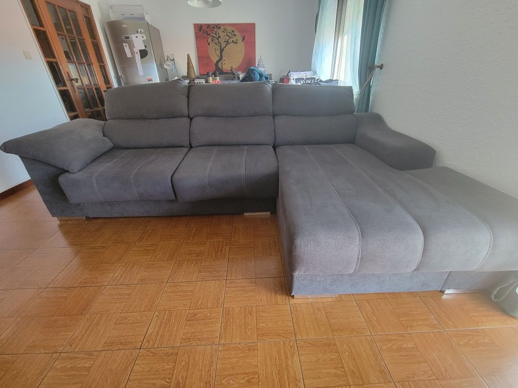 sofá  com chaise longue