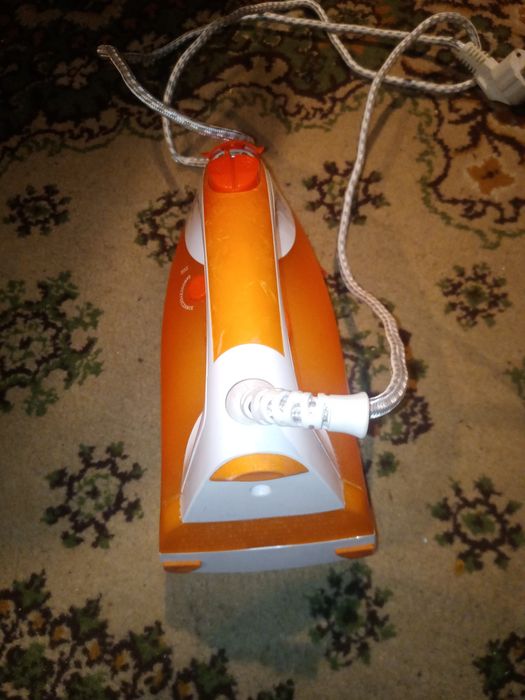 Sprzedam żelazko parowe sprawne