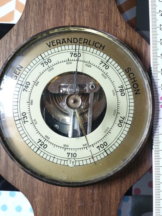 Продам Барометр.