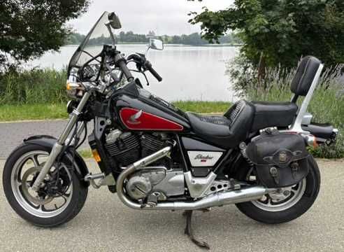 Honda Shadow VT 1100