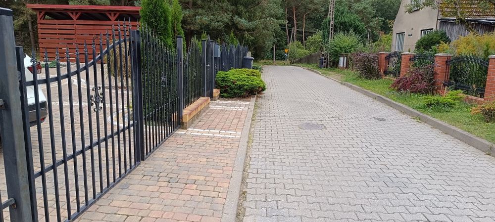 Sprzedam przęsła bramy i bramkę ogrodzeniową.
