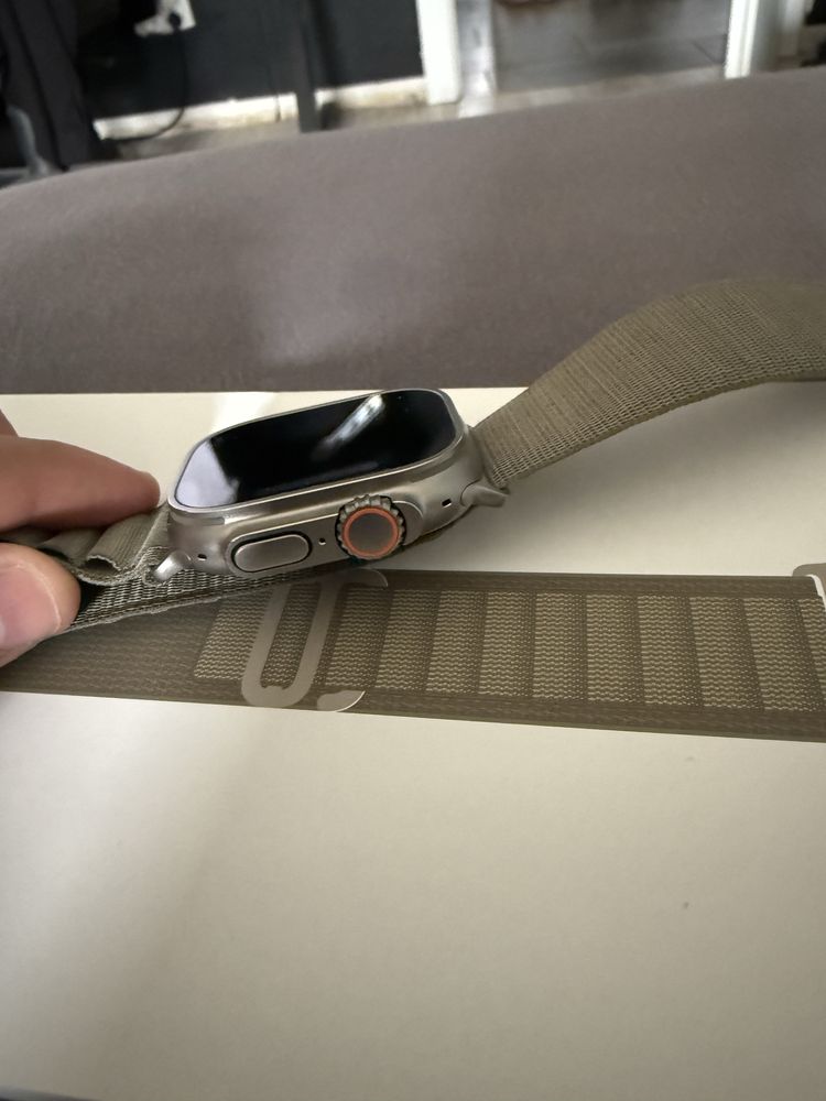 Apple watch ultra 2 49mm titanium