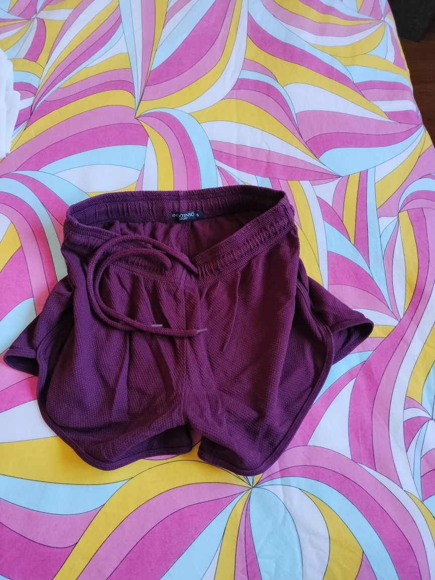 Roupas para mulher jovem