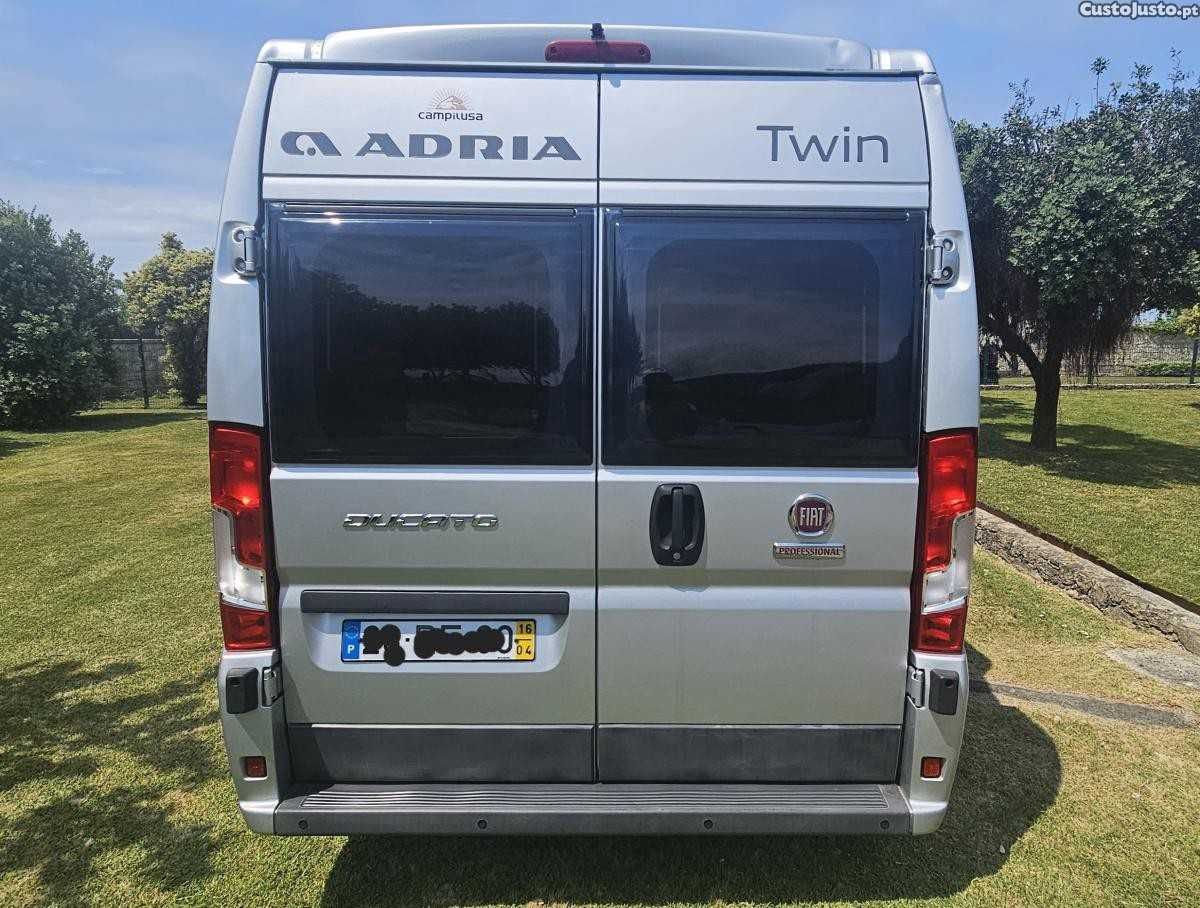 Autocaravana Adria Twin 50 anos - edição especial