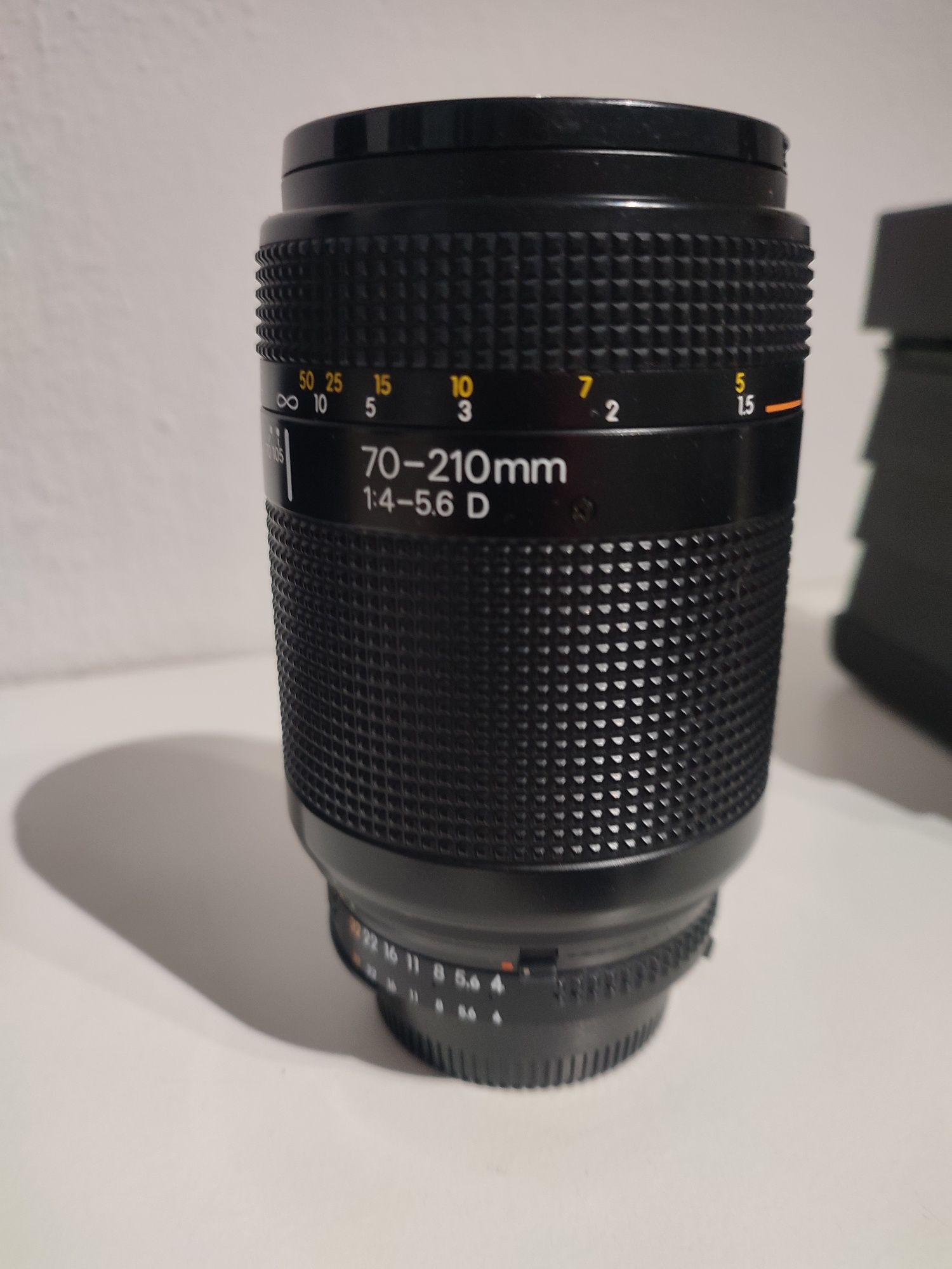 70-210 nikon 5.6