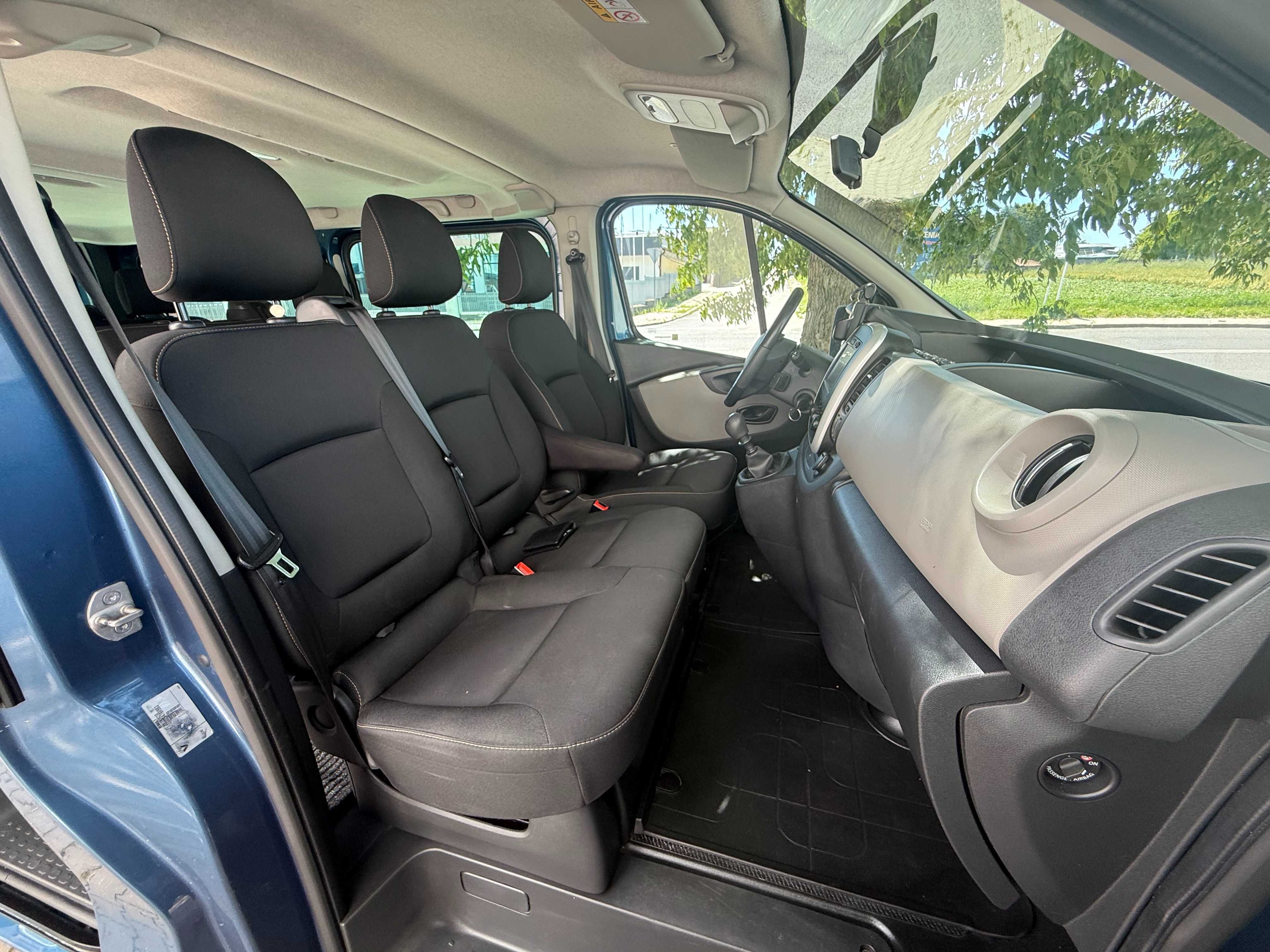 Renault Trafic 125KM JAK NOWY Klima Alu Navi 9miejsc Salon Pl Oryginał