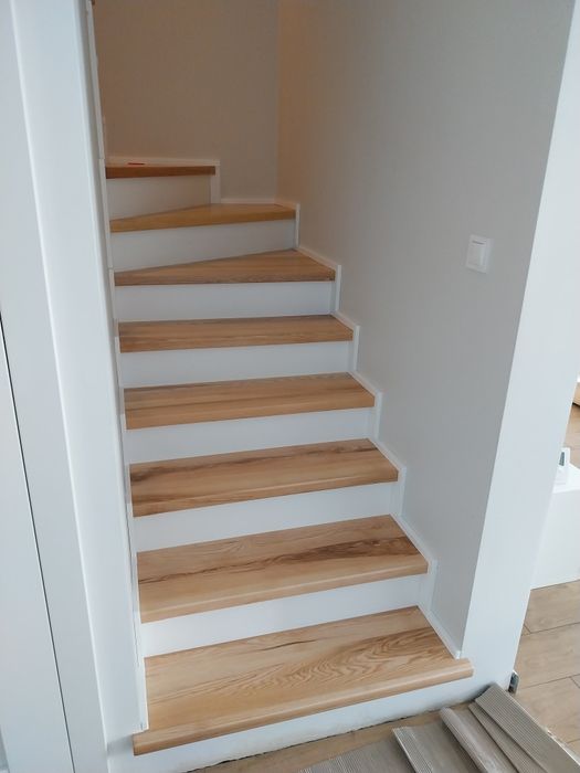 Stopnie schody dab jesion