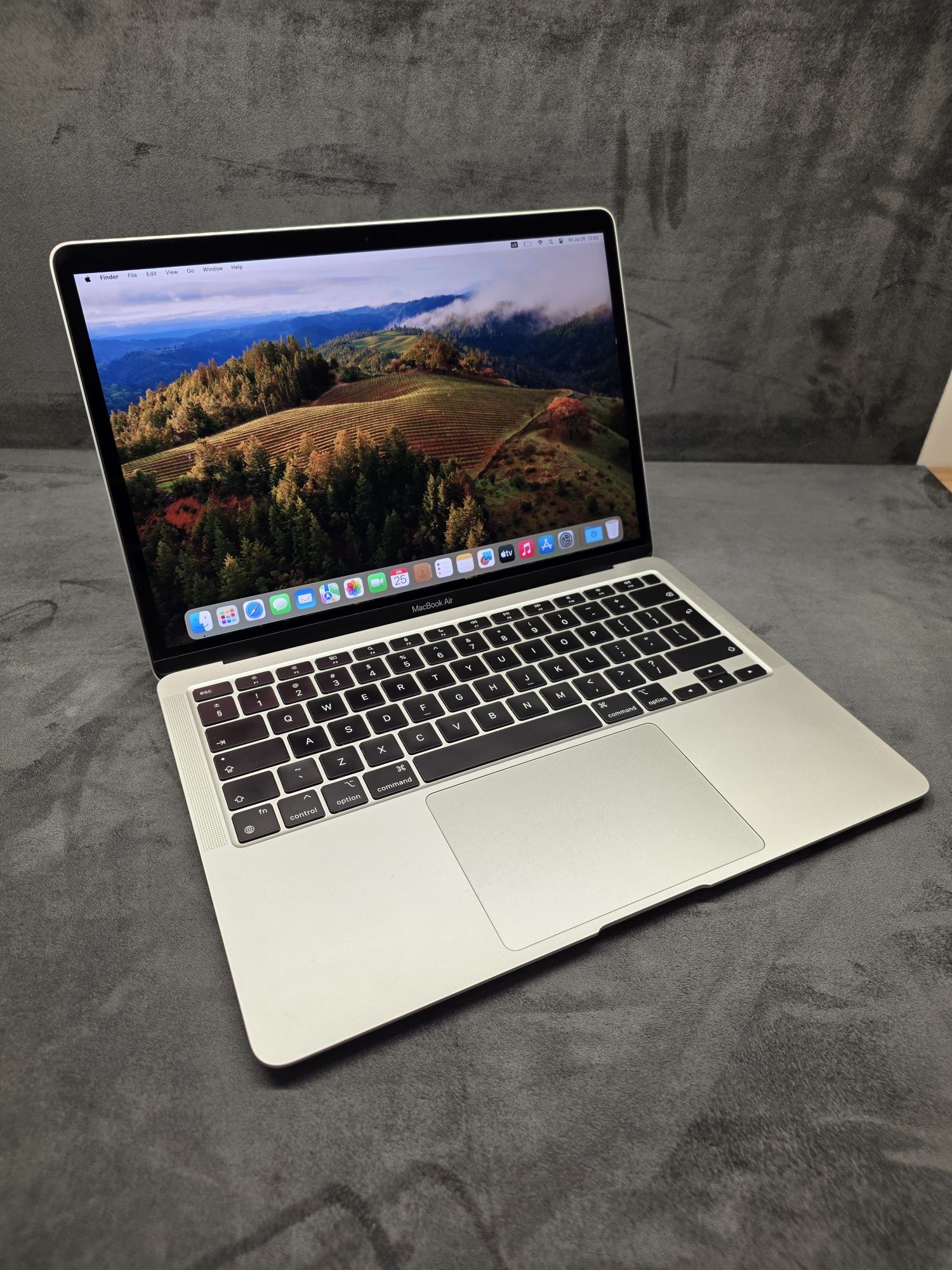 Macbook Air M1 16/256GB