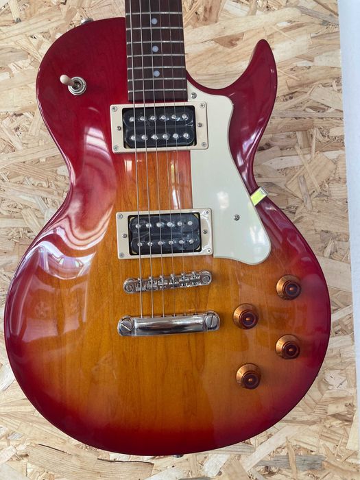 Guitarra elétrica Cort