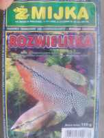 Rozwielitka , mrożony pokarm dla ryb .