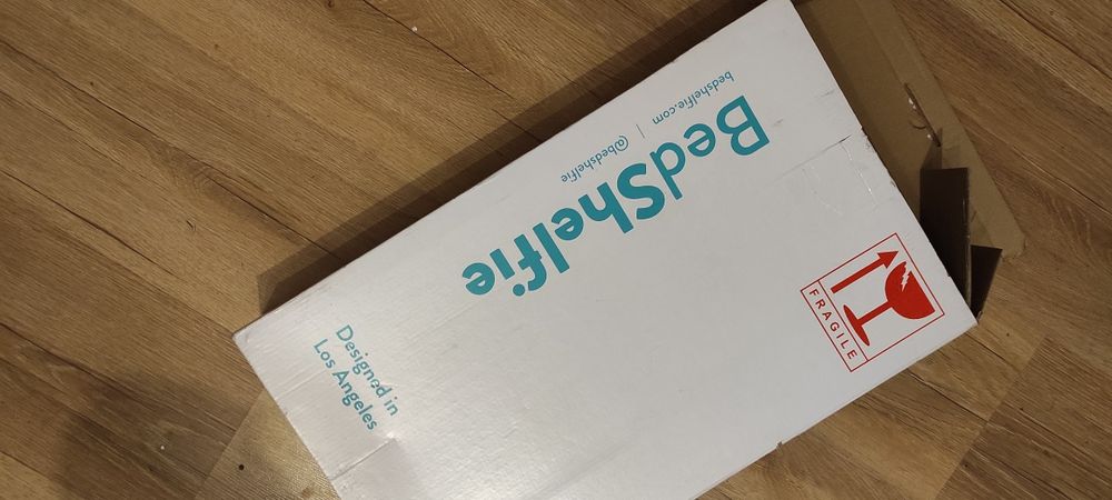 BedShelfie. Drewniana półka na łóżko. Kolor biały. Nowa