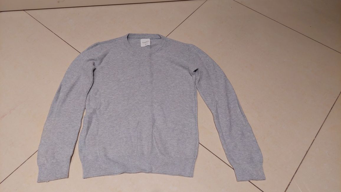 Sweter marki Reserved rozmiar 134 kolor szary