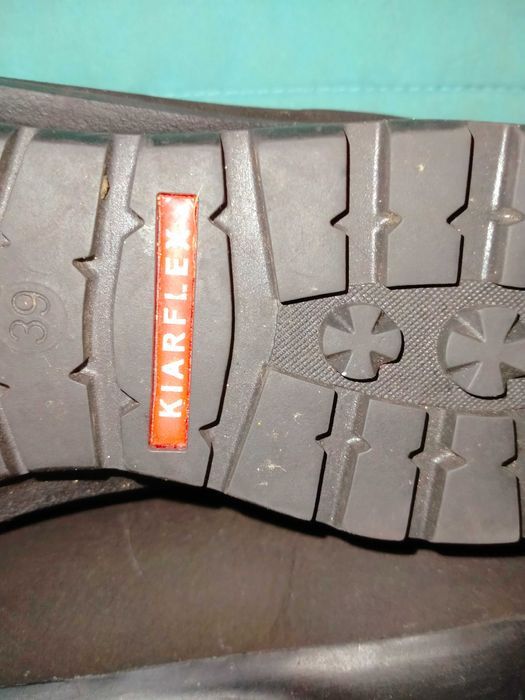 Buty damskie Kiarfleks r.39 skóra