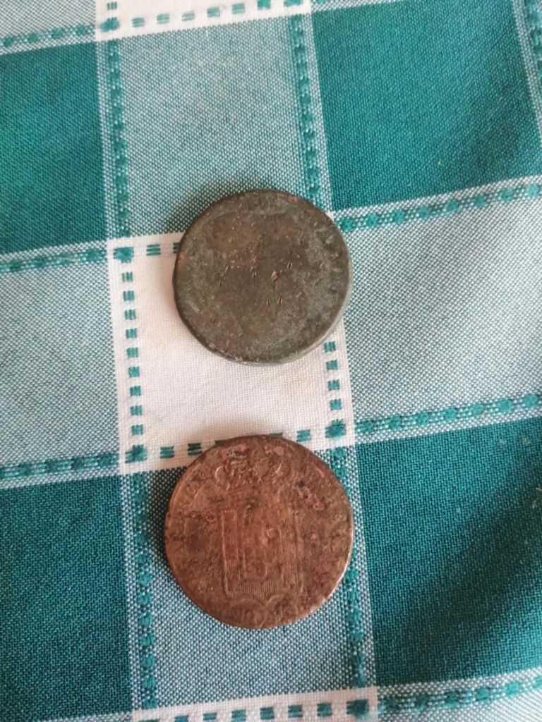 Várias moedas...