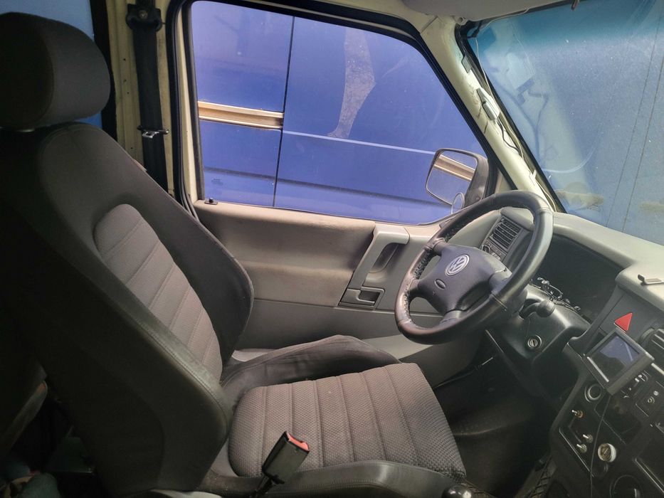 Volkswagen Transporter T4 2001 2.5!