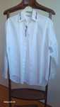 Camisa branca bordada