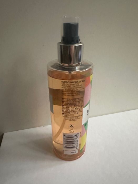 Mgiełka do ciała Bruno Banani Woman Summer Limited Edition