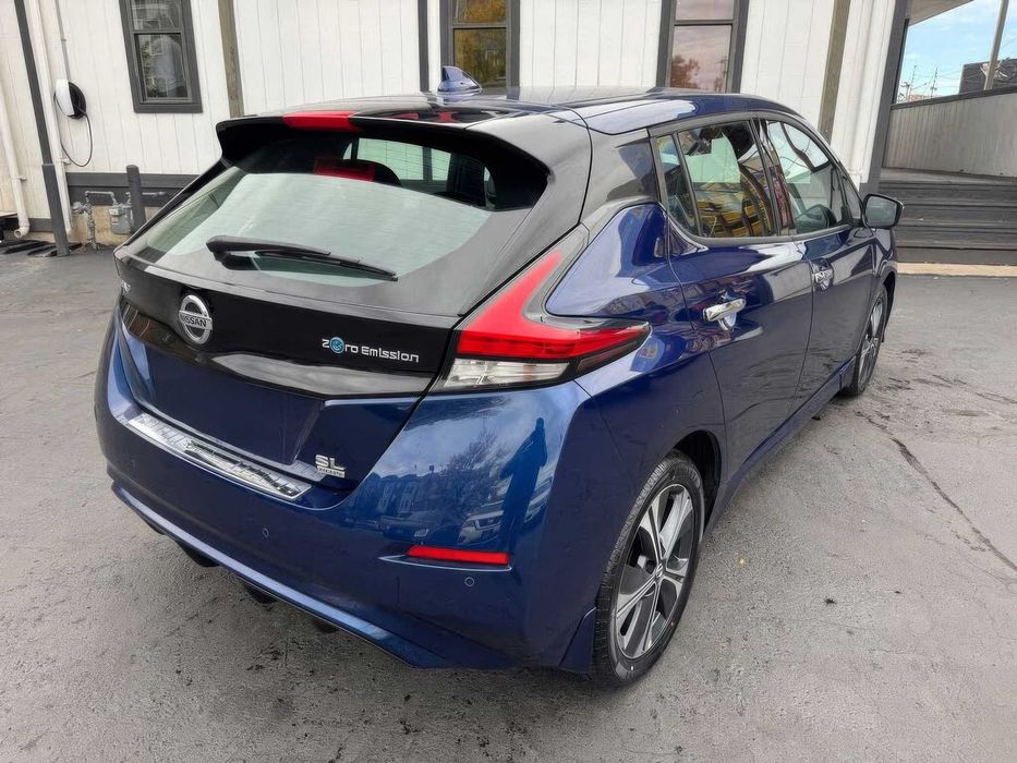 Nissan LEAF SL Plus      2020