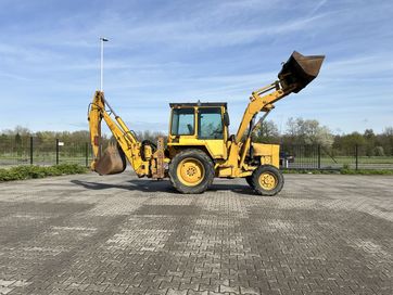 Koparko-ładowarka Massey Ferguson MF 50HX - IMPORT (jak JCB, Case)