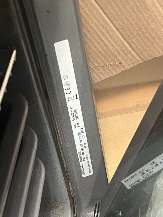 Piekarnik Electrolux EOB63500X – stan bardzo dobry