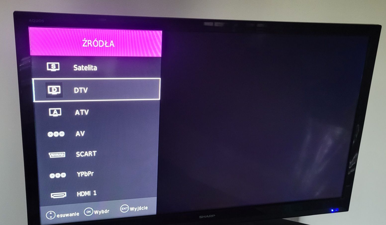 Telewizor Sharp 24EA3E 24 całe HDMI DVB-T wbudowany dekoder