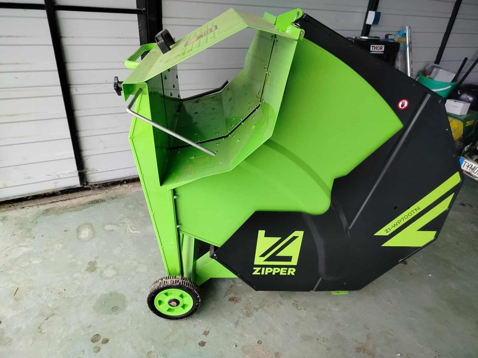 Piła wychyłowa, przecinarka do drewna Zipper ZI-WP700TN