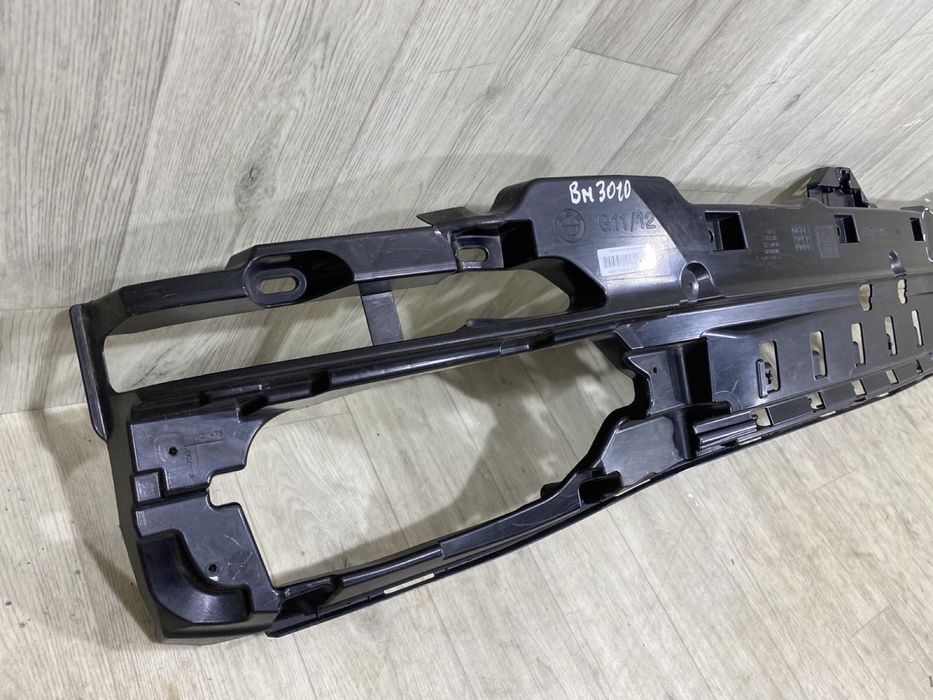 Бампер задний BMW 7 G11 G12 /2019-2022г. Кронштейн бампера 51127478348