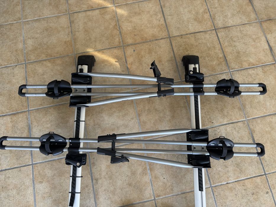 Barras tejadilho Peugeot  com 2 suportes Thule