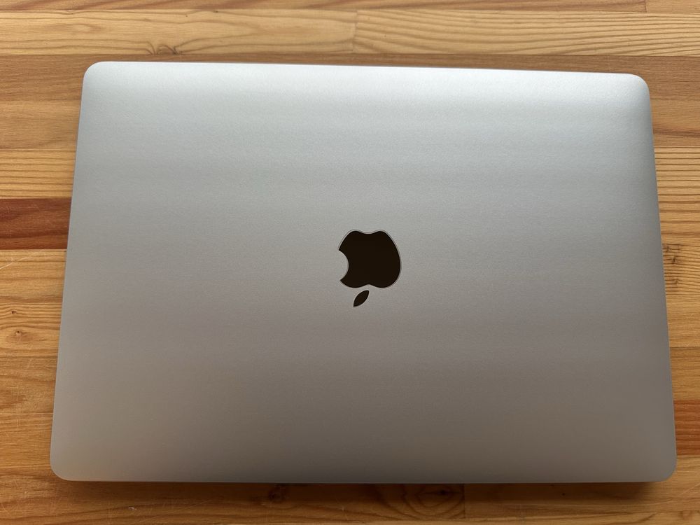 Laptopa Apple MacBook pro 13 A2338 m1 16gb 2tb A+ Fv
