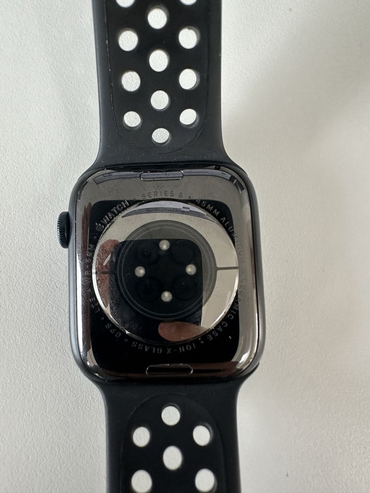 Apple Watch 8 GPS + Cellular 45MM