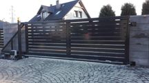 Ogrodzenia Brama przesuwna wypełnienie aluminiowe Wrocław Producent