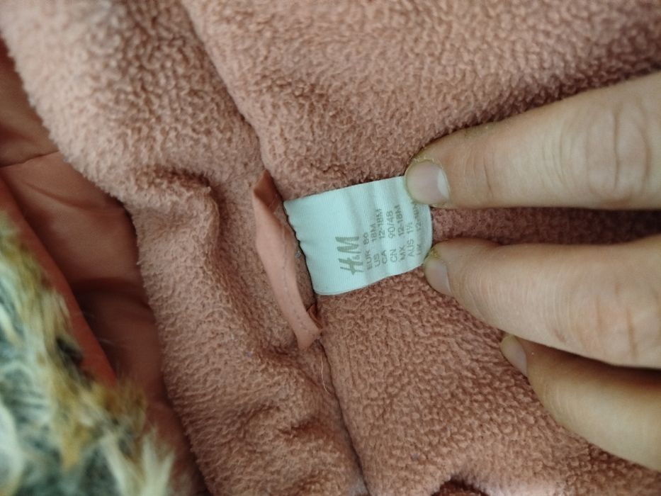 Продам зимовий комбінезон для дівчинки,86